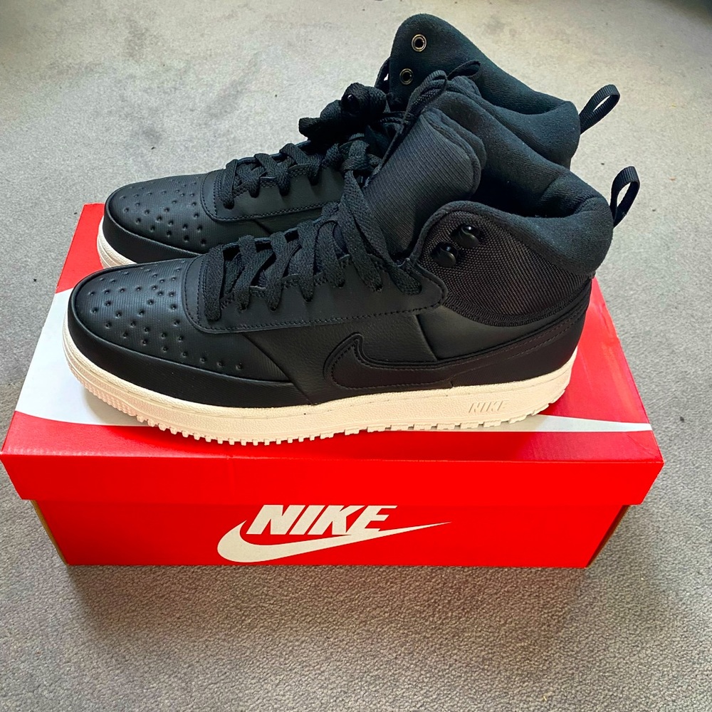 Nike court vision mid wntr